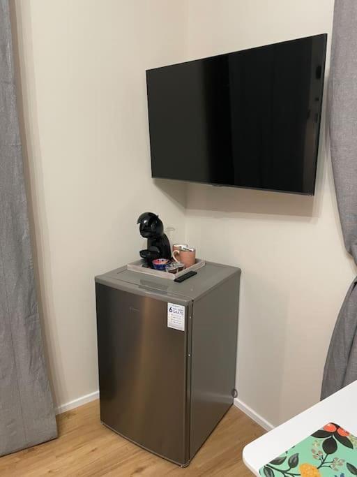 Cucchiari Suite 7B Модена Экстерьер фото