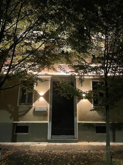 Cucchiari Suite 7B Модена Экстерьер фото